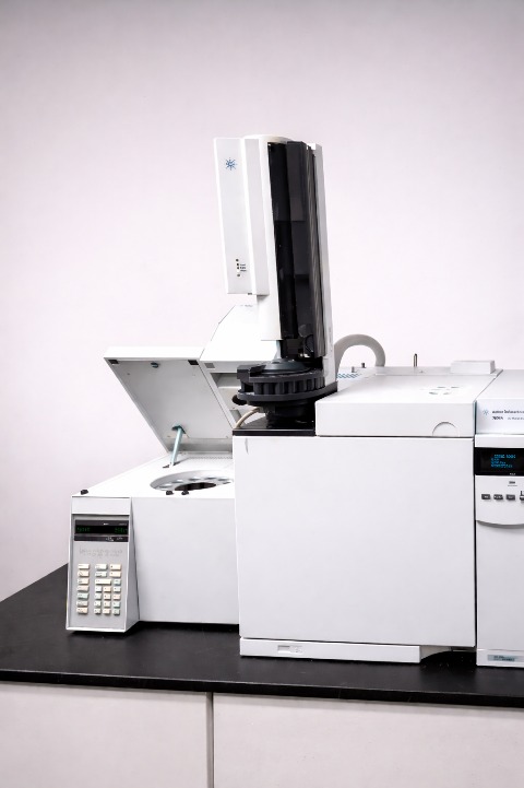 Laboratory instrument
